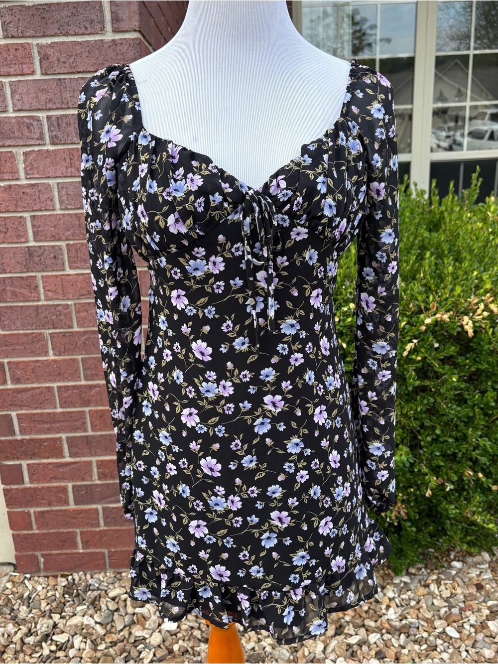 Black Floral Long-Sleeve Mini Dress - Brand: